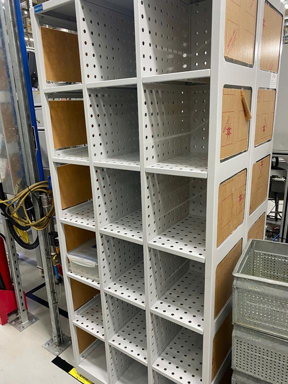 tủ chứa đồ 18 ngăn daskflex sơn tĩnh điện