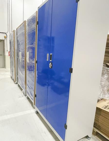 tủ tài liệu 2 cánh kín H2000 Daskflex tại nhà xưởng